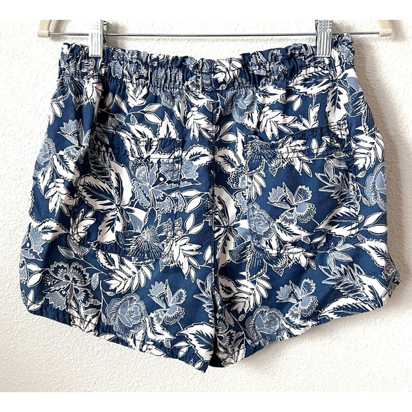 American Eagle Womens Shorts Size Medium Lyocell Blue Tropical Floral Pockets - Picture 2 of 9